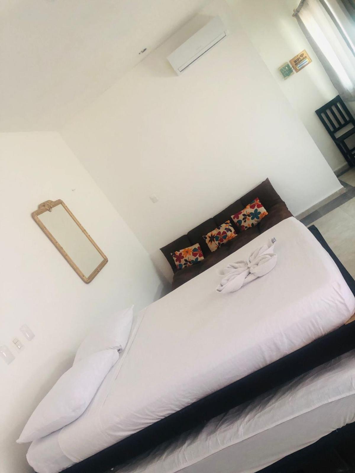 Easy Hotel Playa del Carmen Eksteriør bilde